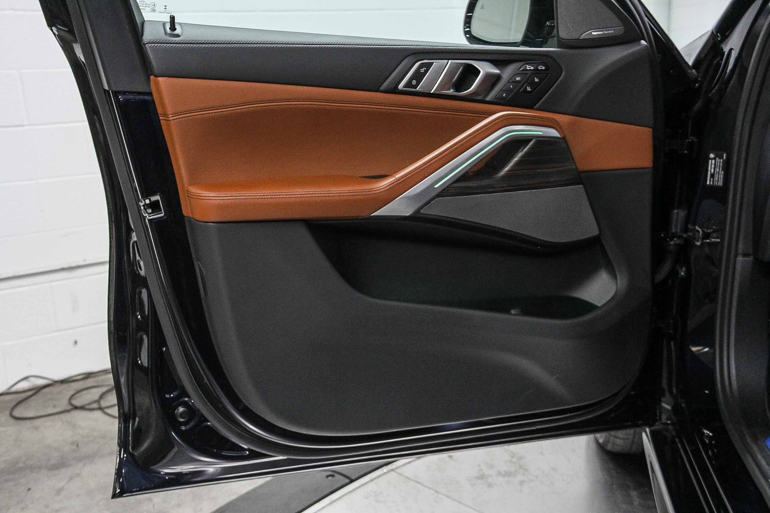 Used 2024 BMW X6 xDrive40i w/ Executive Package image 22