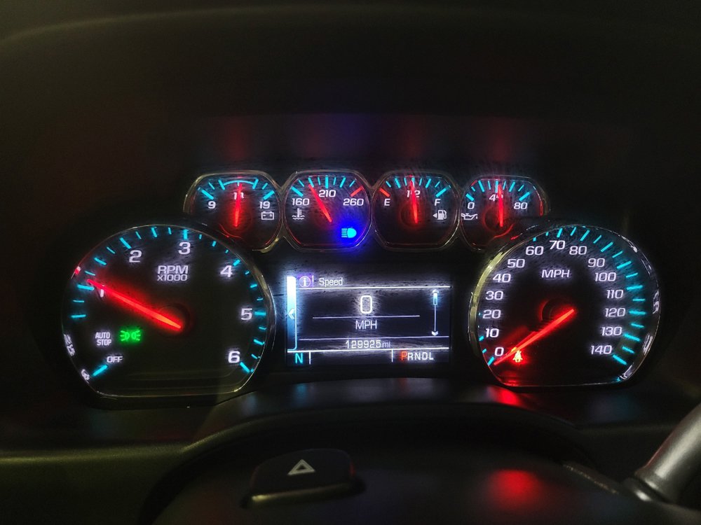 Used 2018 Chevrolet Silverado 1500 LT w/ LT Eassist Package RWD image 23
