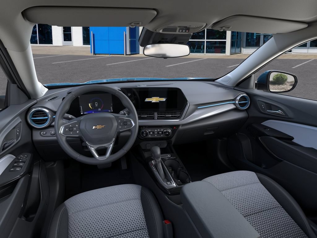 New 2026 Chevrolet Trax LT w/ LT Convenience Package FWD image 16