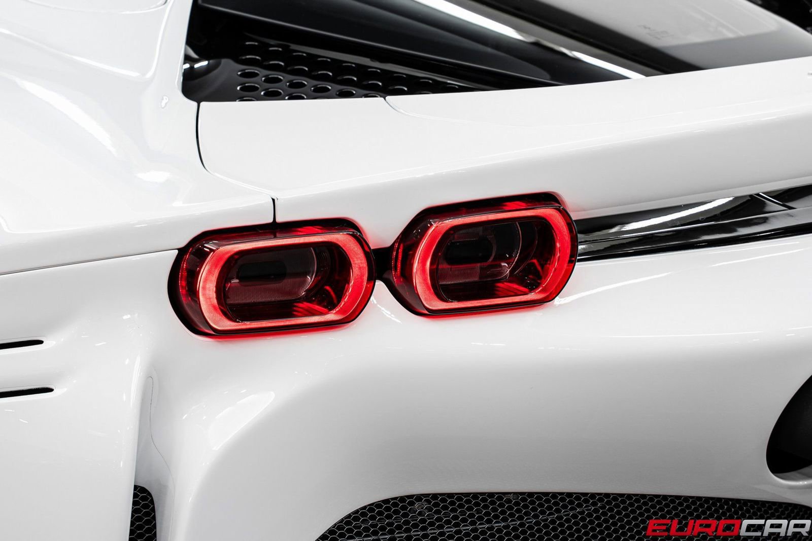 Used 2022 Ferrari SF90 Stradale image 23
