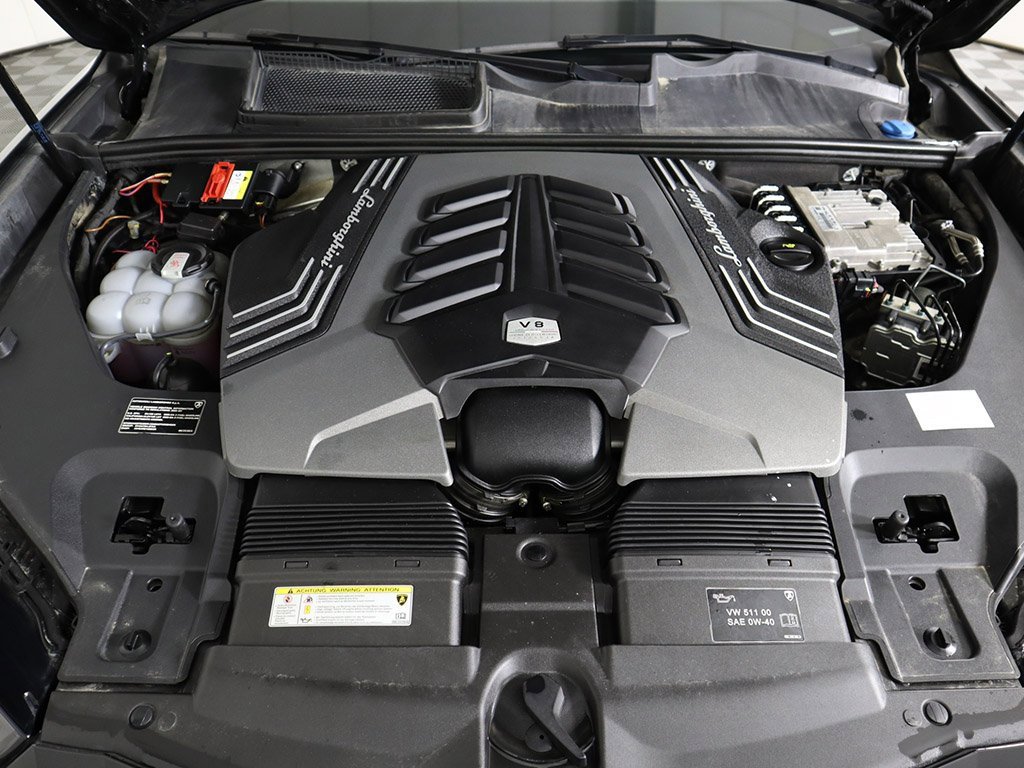 Used 2022 Lamborghini Urus image 25