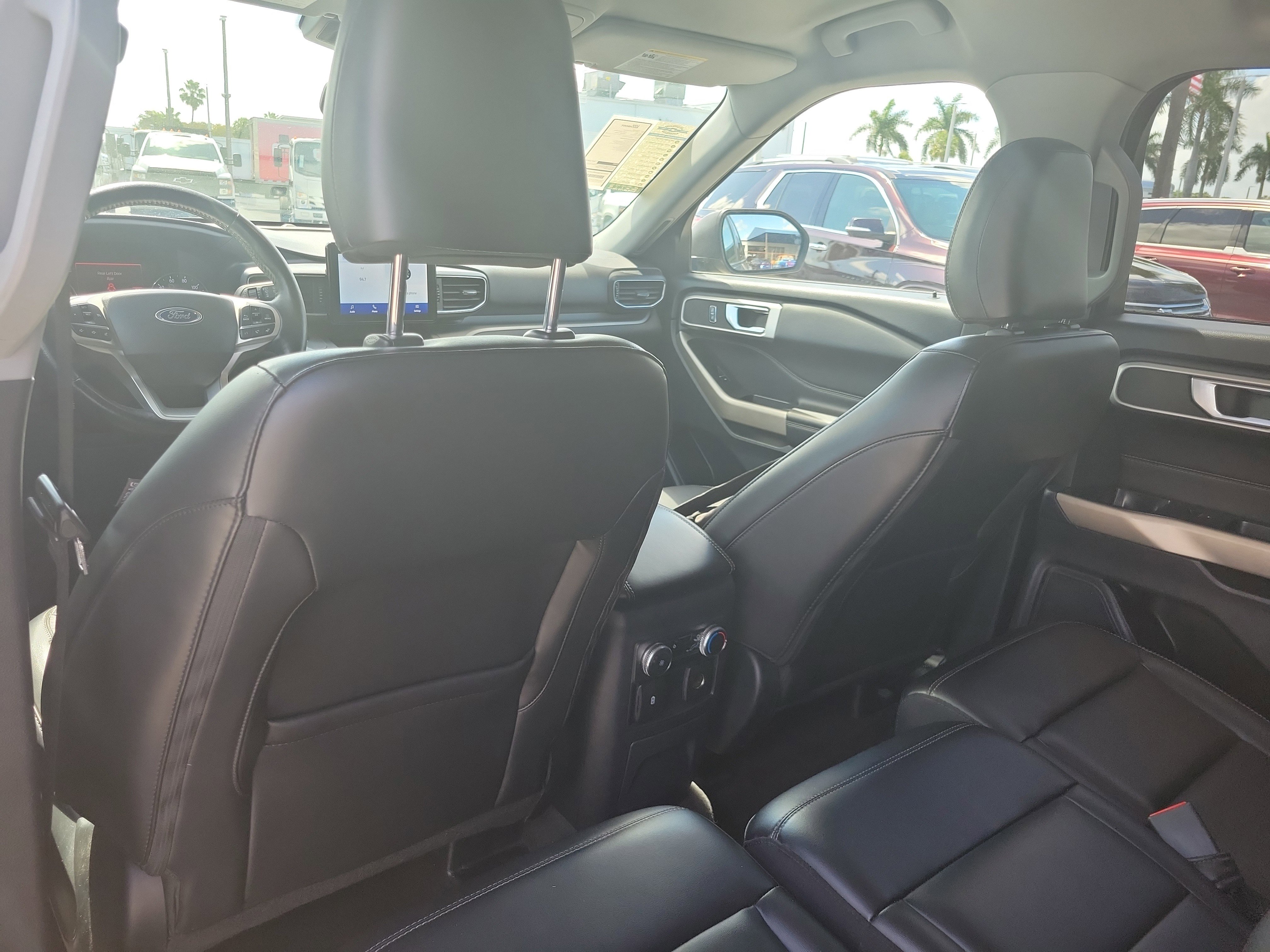 Used 2023 Ford Explorer XLT w/ Equipment Group 202A image 15