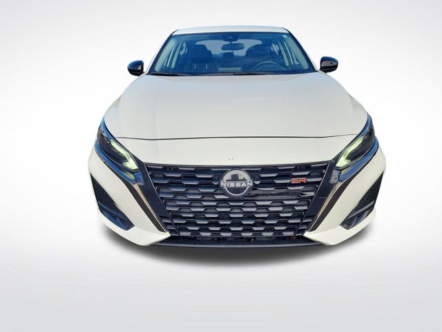 Used 2024 Nissan Altima 2.5 SR image 8