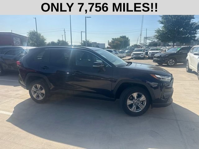 Used 2022 Toyota RAV4 XLE w/ Convenience Package FWD video 2
