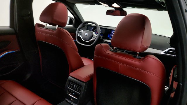 Used 2026 BMW 330i Sedan RWD image 42