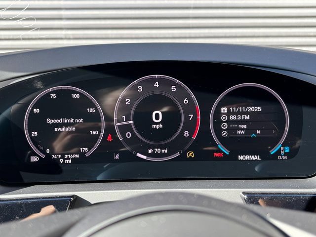 Certified 2026 Porsche Cayenne AWD/4WD image 17