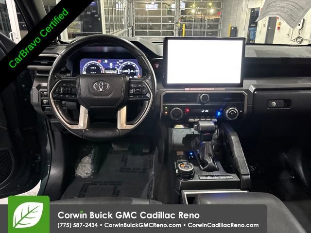Used 2025 Toyota 4Runner TRD Off-Road Premium AWD/4WD image 26