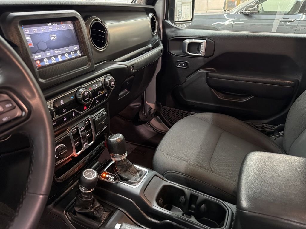 Used 2023 Jeep Gladiator Sport image 29