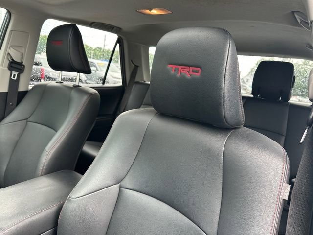 Used 2021 Toyota 4Runner Venture w/ Moonroof Package AWD/4WD image 18