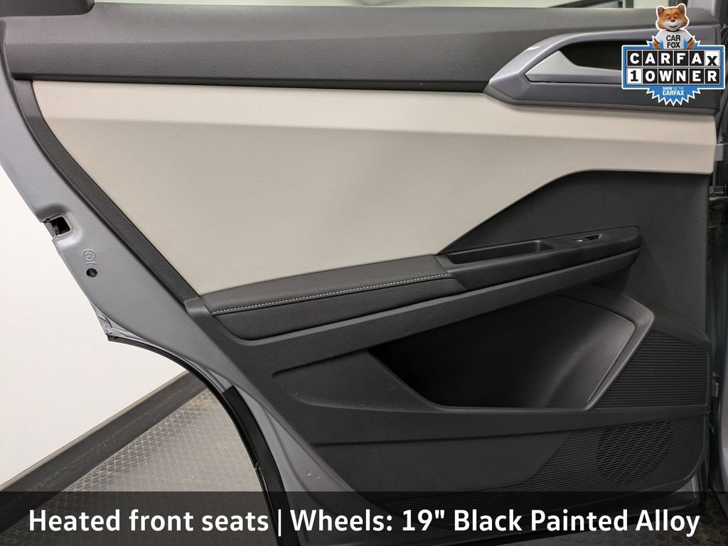 Used 2025 Volkswagen Taos SEL w/ Black Wheel Plus Package AWD/4WD image 28