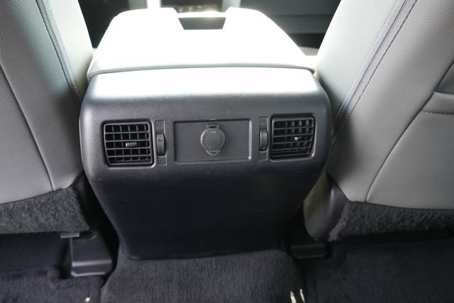 Used 2021 Toyota Tundra Limited w/ Limited Premium Package AWD/4WD image 19