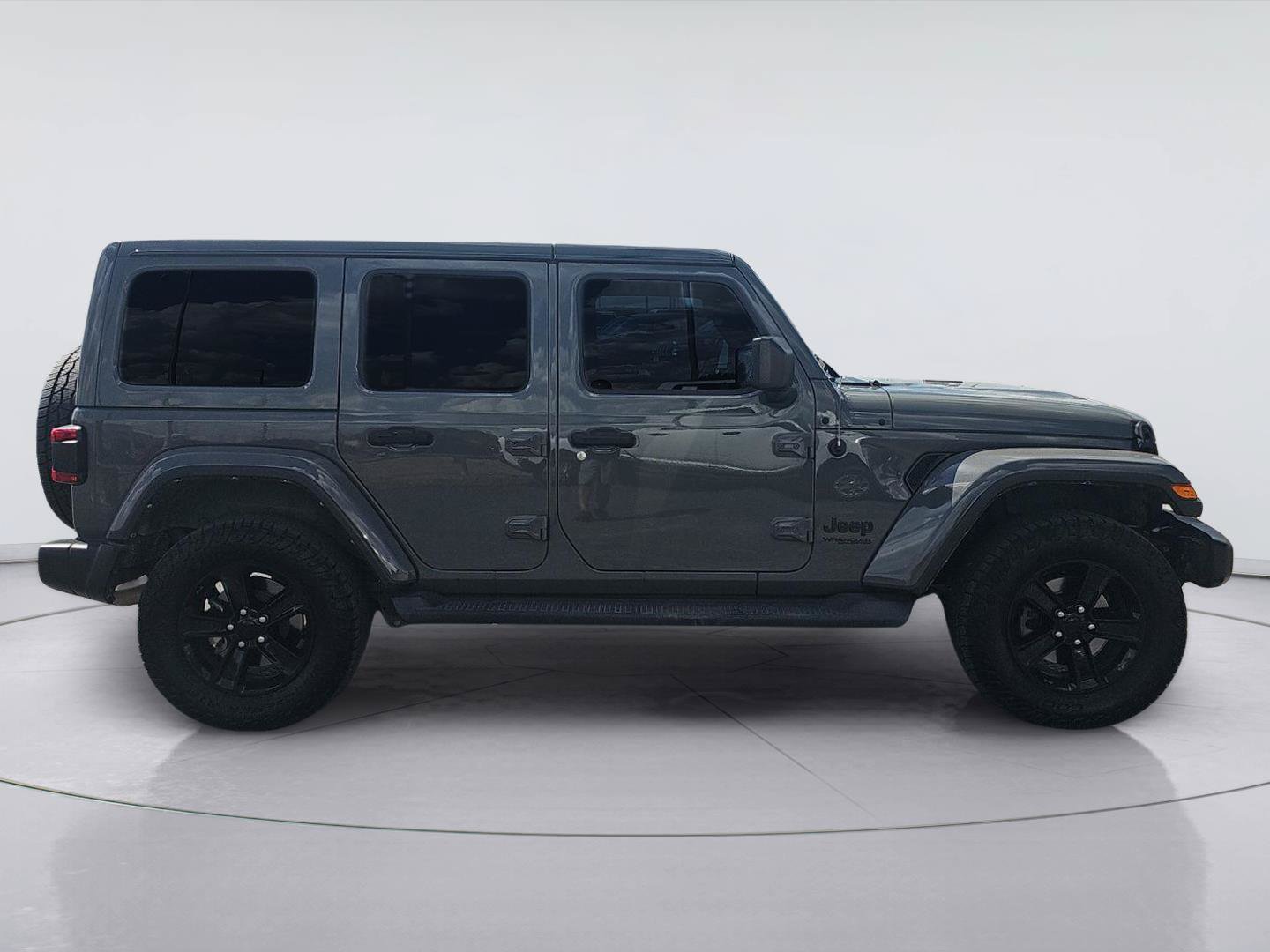 Used 2022 Jeep Wrangler Unlimited Sahara AWD/4WD image 6