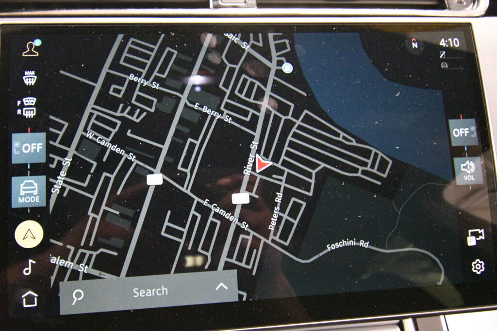 Used 2024 Land Rover Range Rover Evoque S image 15