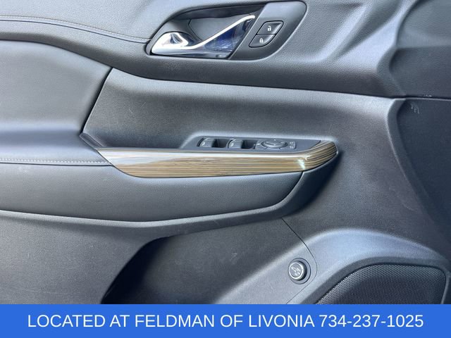 Certified 2023 GMC Acadia SLE w/ Driver Convenience Package image 21