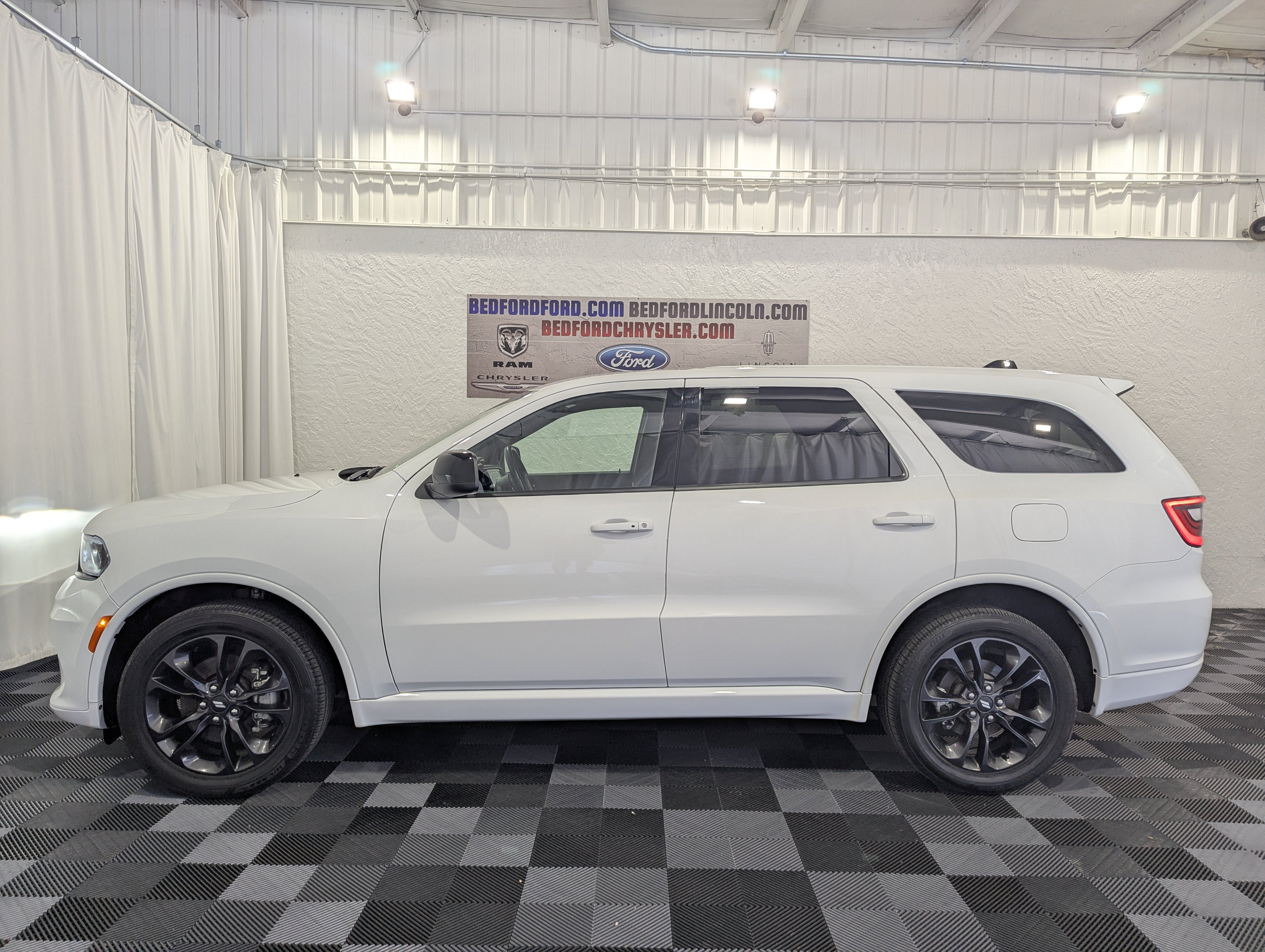 Used 2025 Dodge Durango GT AWD/4WD image 2