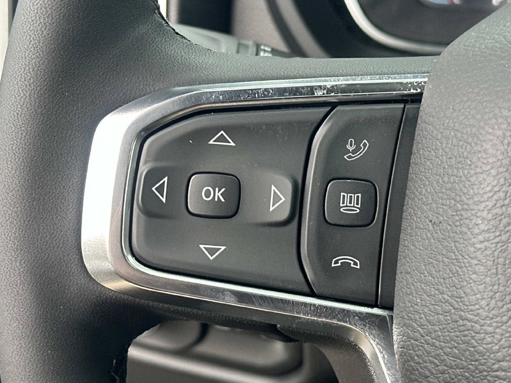New 2026 RAM 3500 Laramie AWD/4WD image 28