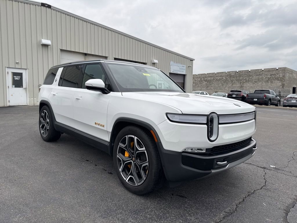 Used 2022 Rivian R1S Launch Edition AWD/4WD image 1