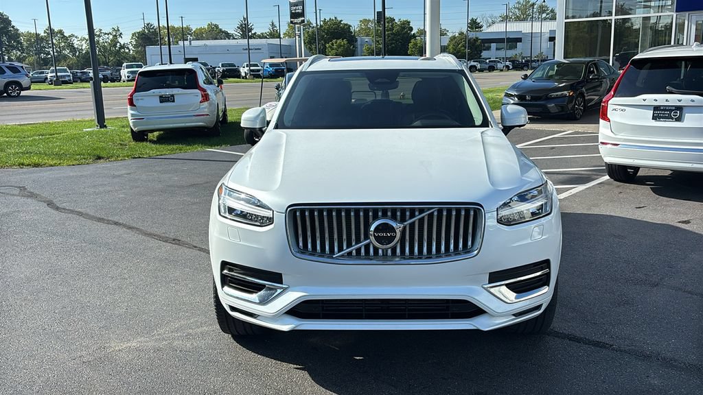 Certified 2024 Volvo XC90 T8 Plus w/ Protection Package Premier AWD/4WD image 4