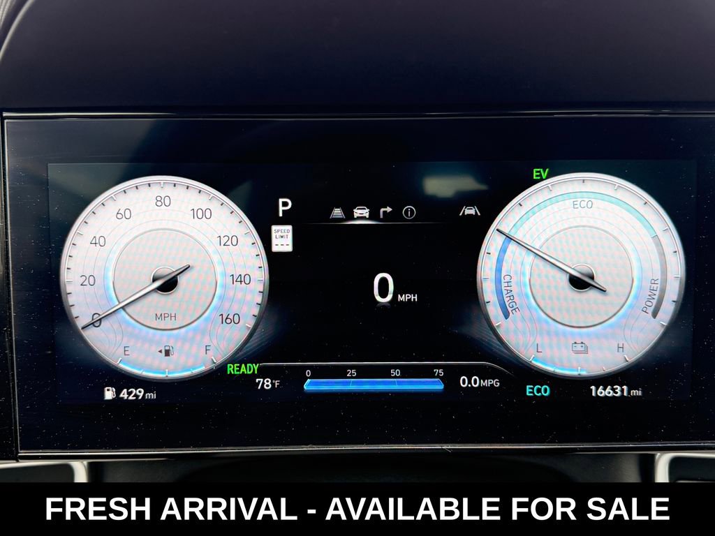 Used 2024 Hyundai Elantra Limited image 9