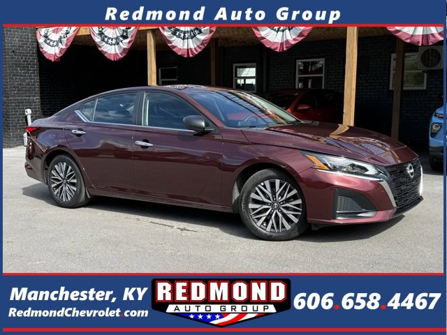 Used 2024 Nissan Altima 2.5 SV