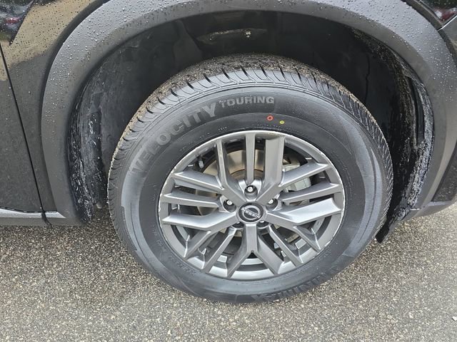 Used 2023 Nissan Rogue S image 12