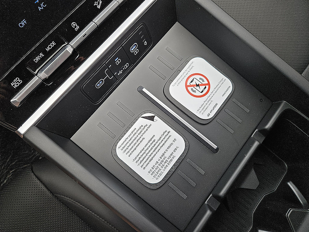 New 2026 Hyundai Santa Fe SEL FWD image 19