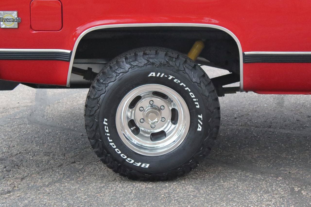 Used 1991 Chevrolet Blazer 4WD image 21