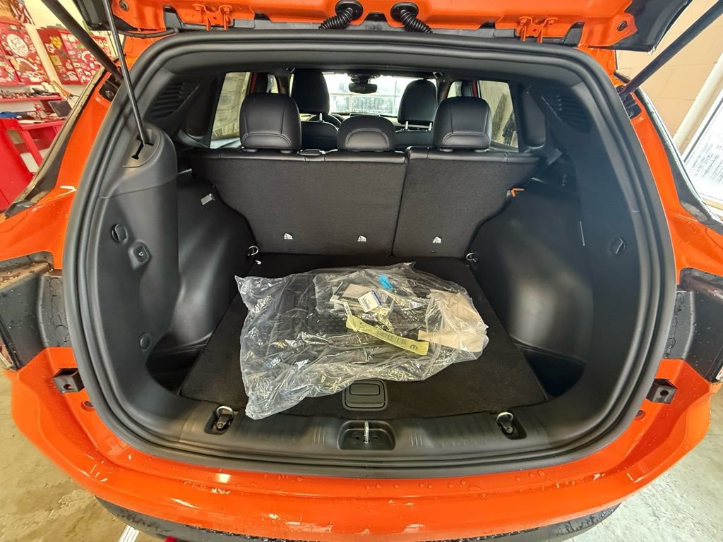 New 2026 Jeep Compass Trailhawk image 25