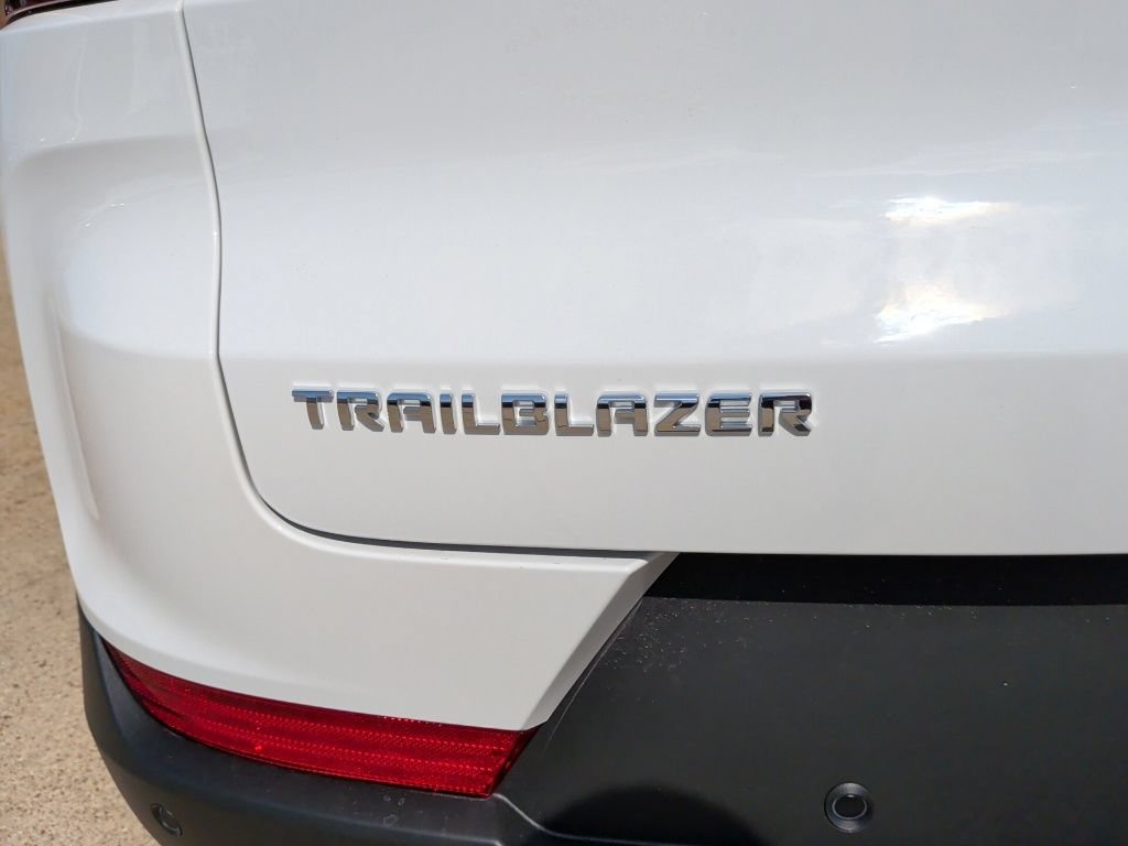 New 2026 Chevrolet TrailBlazer LS w/ LS Convenience Package FWD image 35