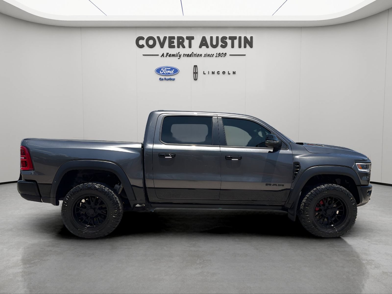 Used 2025 RAM 1500 RHO w/ RHO Level 1 Equipment Group AWD/4WD image 7