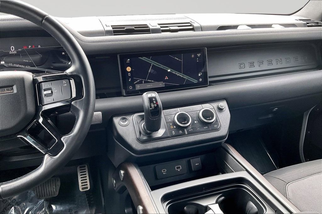 Used 2023 Land Rover Defender 110 X-Dynamic SE image 5