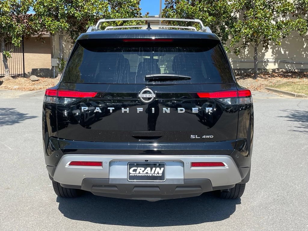 Used 2025 Nissan Pathfinder SL AWD/4WD image 6