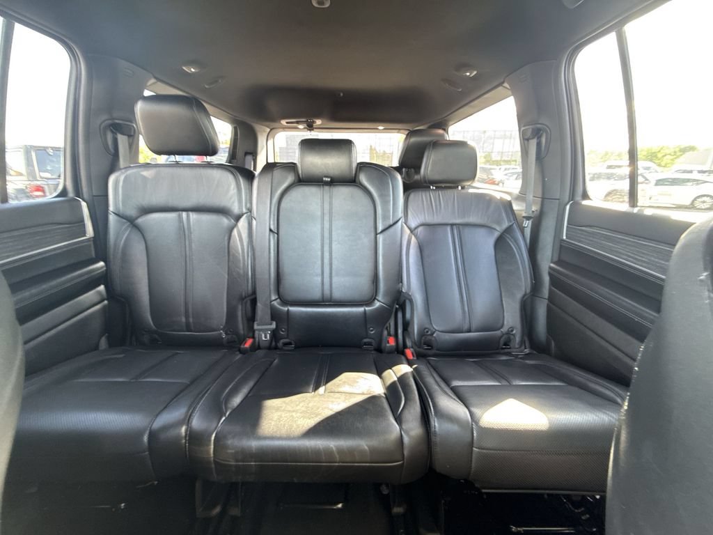 Used 2023 Jeep Wagoneer Series II AWD/4WD image 21
