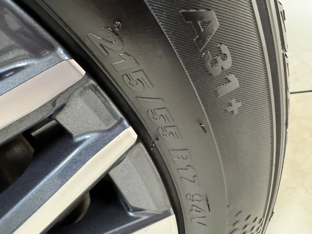Used 2025 Nissan Altima 2.5 SV FWD image 22