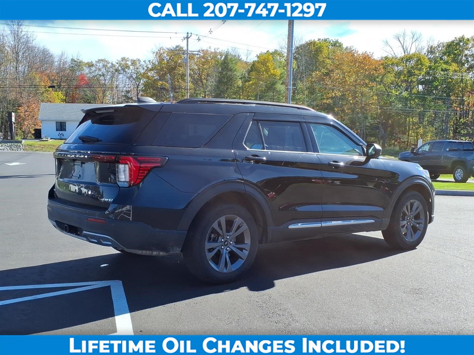 Used 2025 Ford Explorer Active w/ Active Comfort Package AWD/4WD image 5
