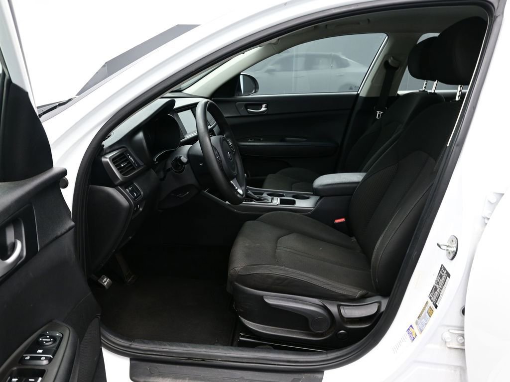 Used 2018 Kia Optima LX image 13