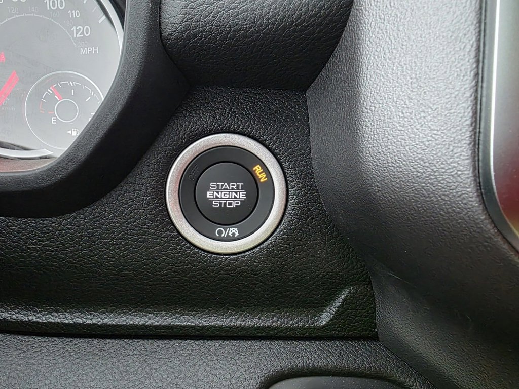 New 2026 RAM 1500 4x4 Crew Cab image 19