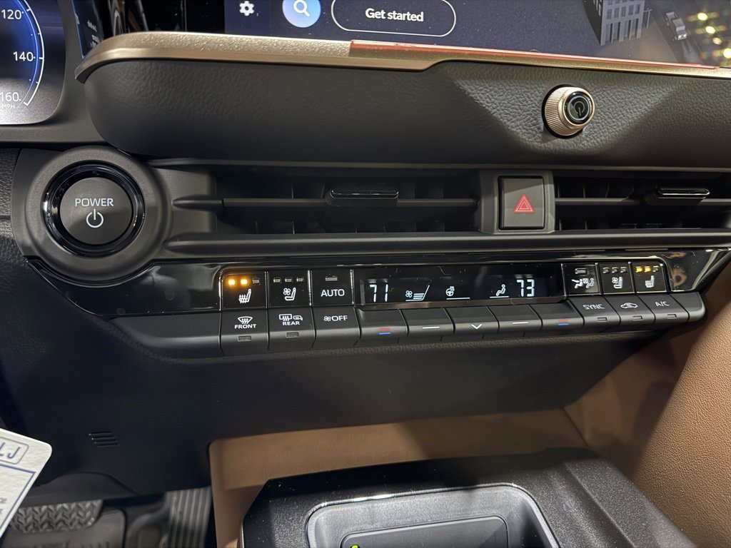 New 2025 Toyota Crown Signia Limited image 27