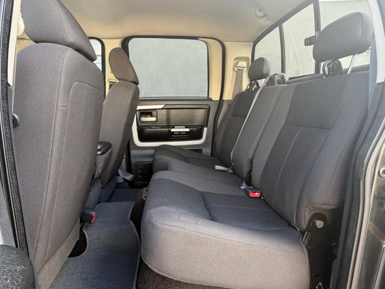 Used 2008 Mitsubishi Raider LS image 15