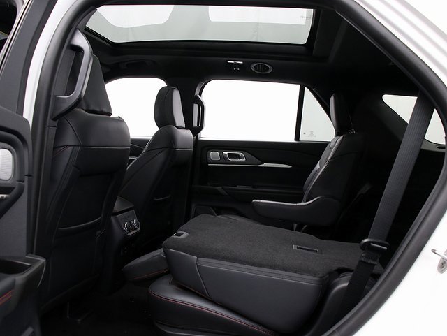 New 2026 Ford Explorer ST image 13