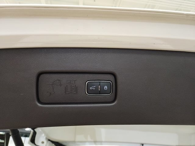Used 2020 Lincoln Aviator Black Label w/ Dynamic Handling Package AWD/4WD image 32