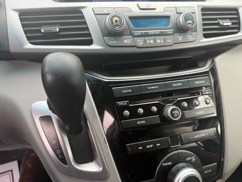 Used 2012 Honda Odyssey EX-L image 18