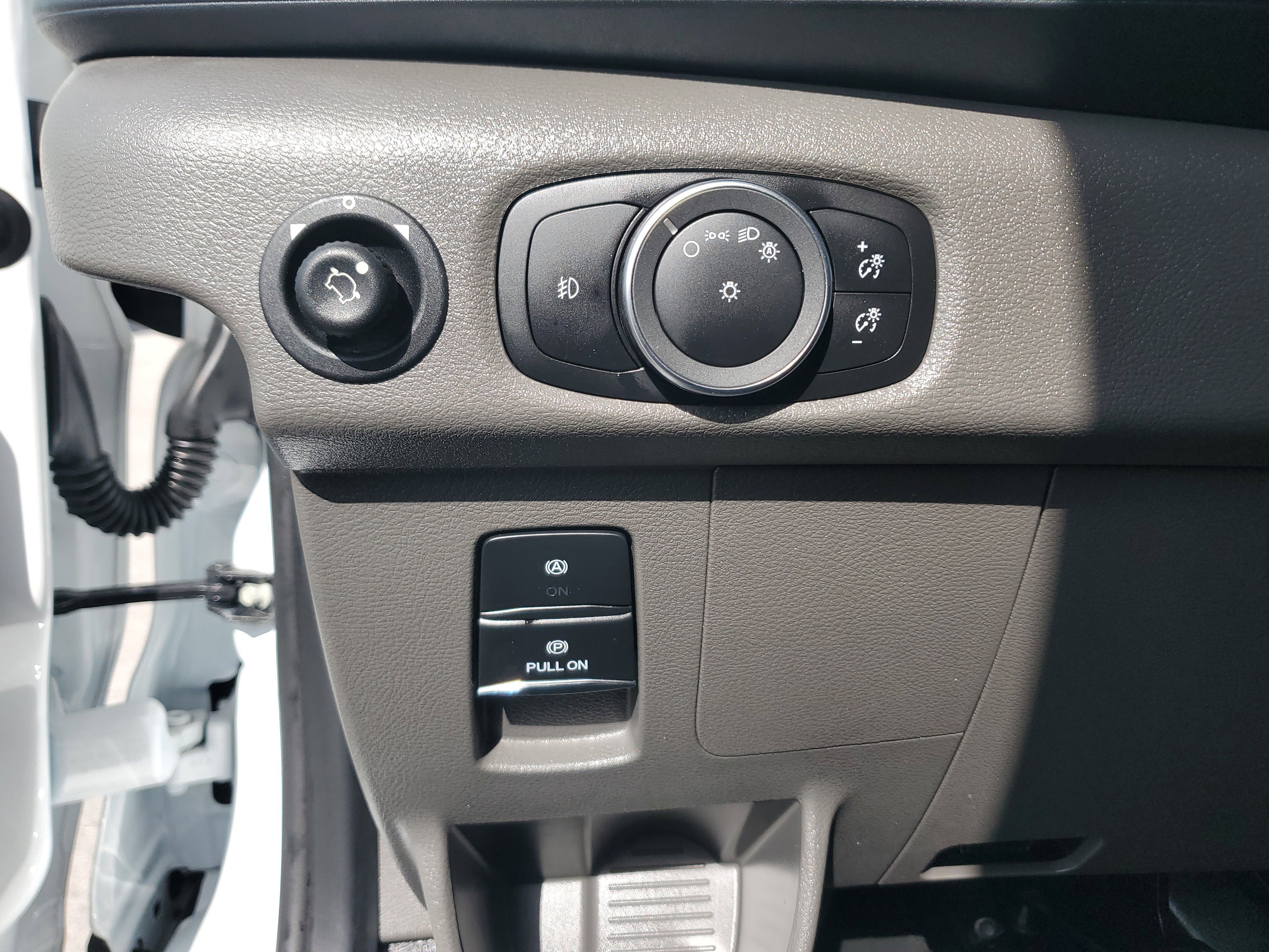 Used 2024 Ford Transit 250 Low Roof w/ Exterior Upgrade Package image 25