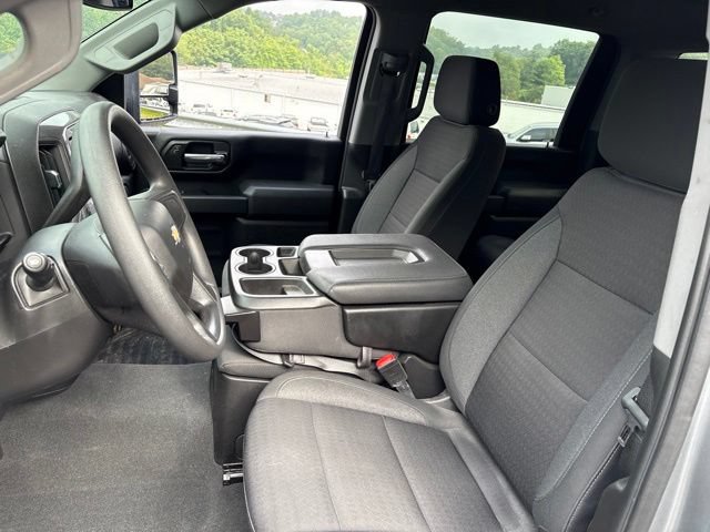 Used 2024 Chevrolet Silverado 2500 Custom w/ Custom Value Package AWD/4WD image 10