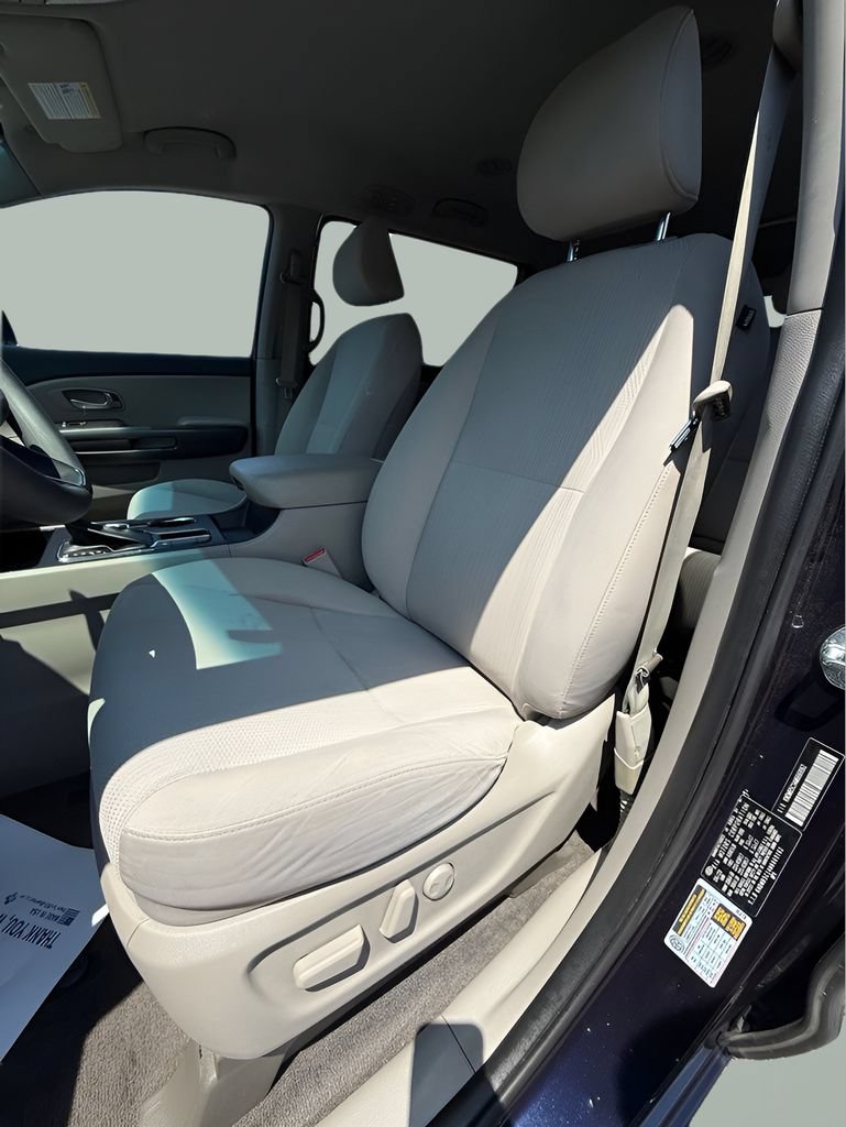 Used 2021 Kia Sedona LX FWD image 15