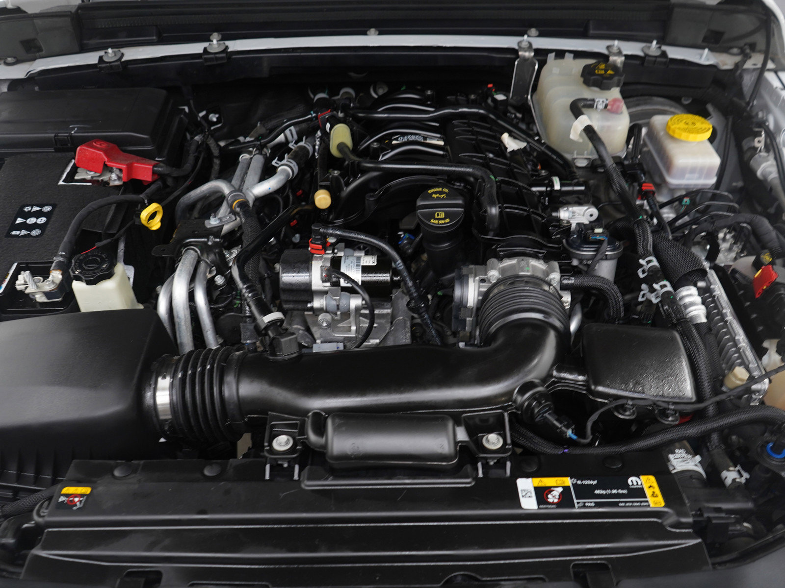 Used 2023 Jeep Wrangler Sport image 31