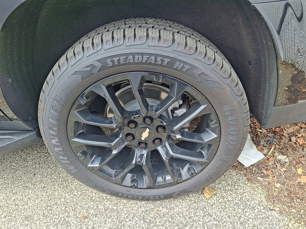Certified 2023 Chevrolet Tahoe LS AWD/4WD image 4