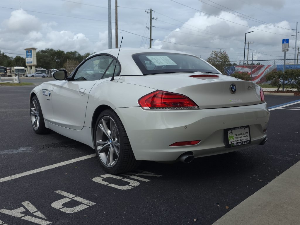 Used 2014 BMW Z4 sDrive35i RWD image 9