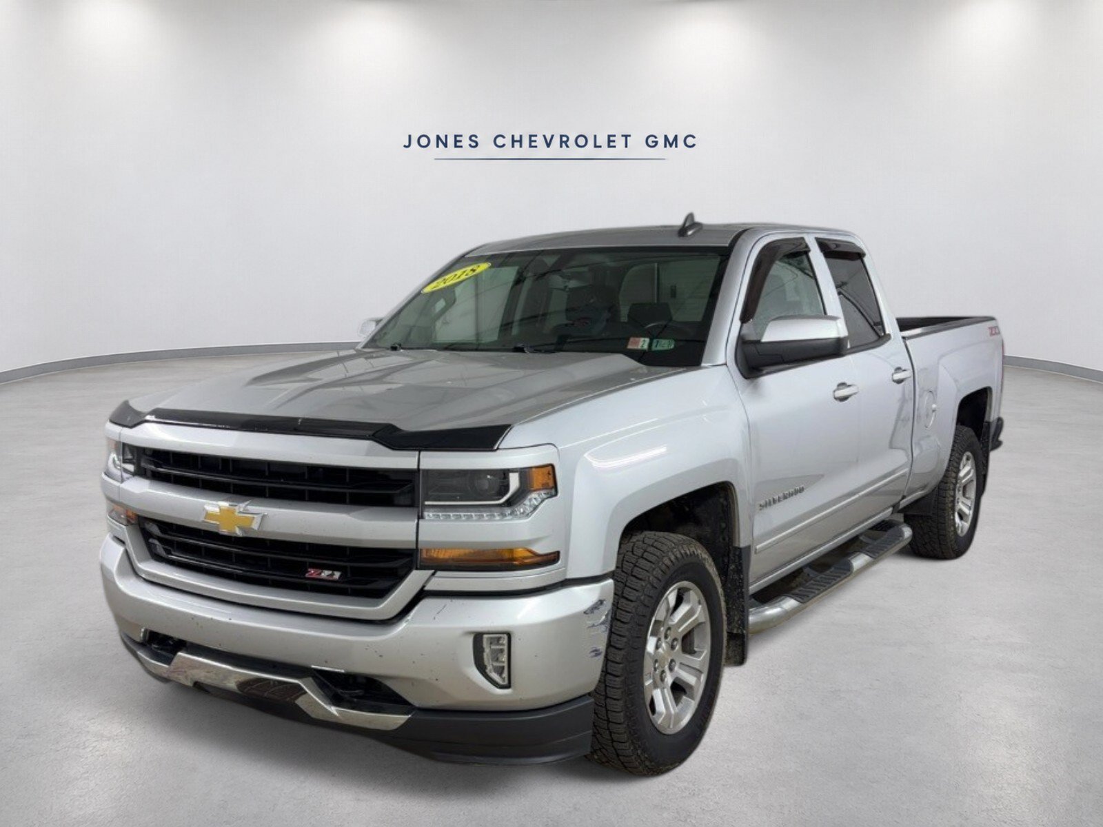 Used 2018 Chevrolet Silverado 1500 LT w/ All Star Edition AWD/4WD image 1