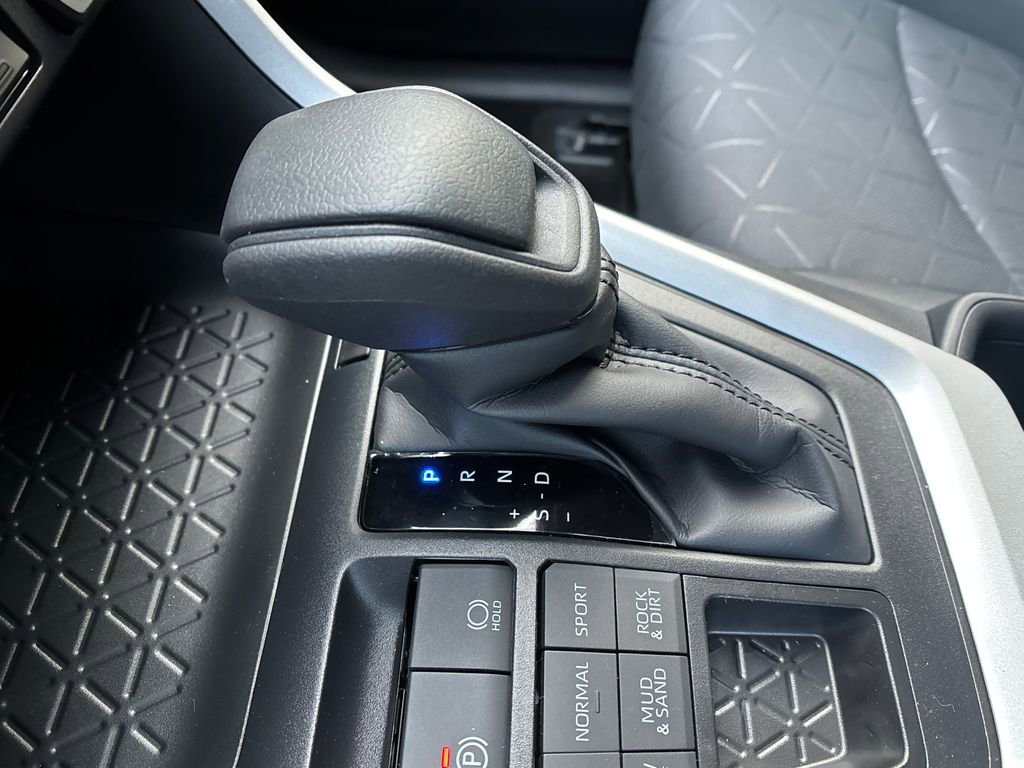 New 2025 Toyota RAV4 XLE w/ Convenience Package image 20